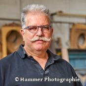 Alexander Ringwald in seiner Werkhalle